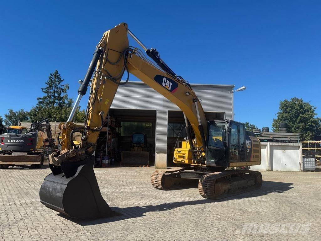 CAT 326 F LN Εκσκαφείς με ερπύστριες