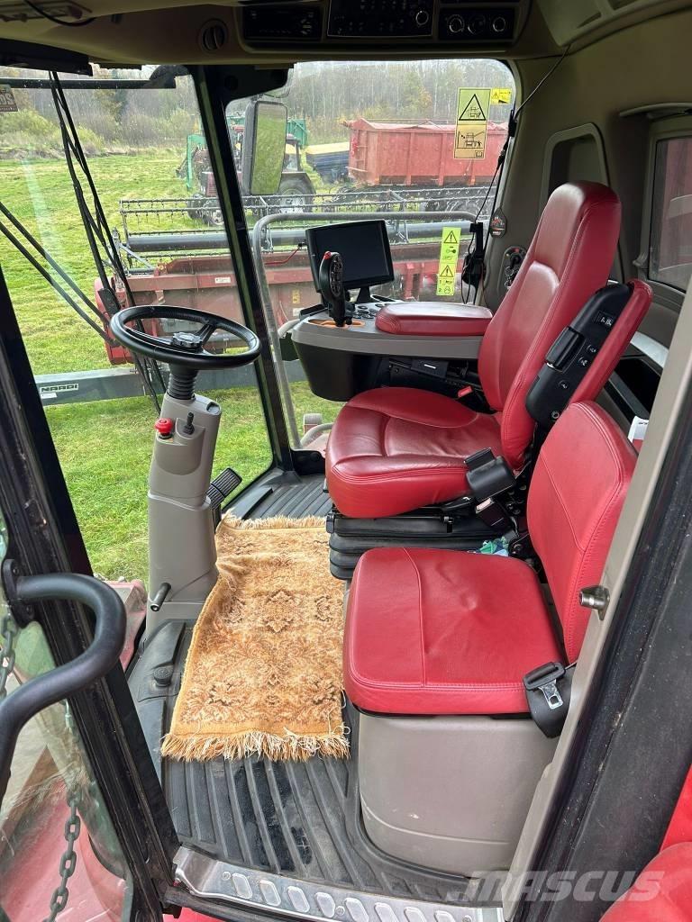 Case IH 8250 Θεριζοαλωνιστικές μηχανές