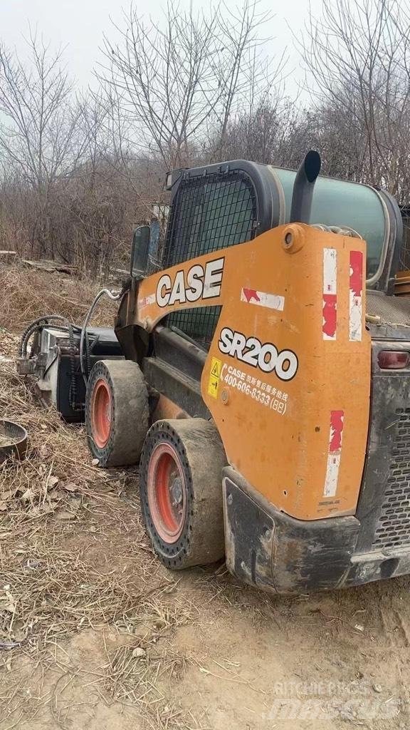 CASE SR 200 Φορτωτάκια