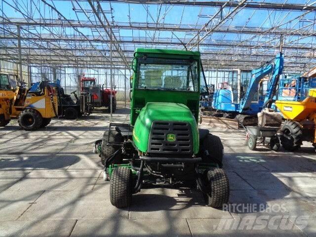 John Deere 3235C Χορτοκοπτικά με καθιστό χειριστή