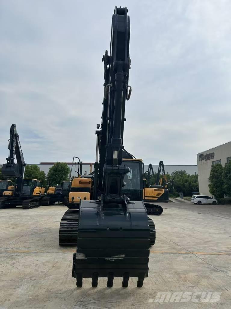 Hyundai HX 220 L Εκσκαφείς με ερπύστριες