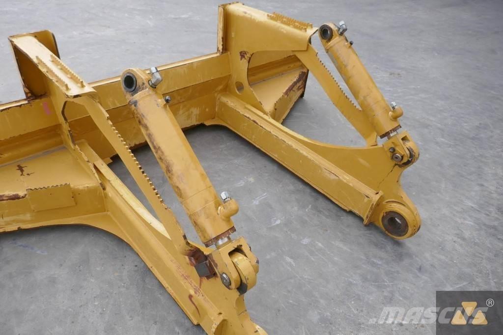 CAT Skidder blade Πτερύγια