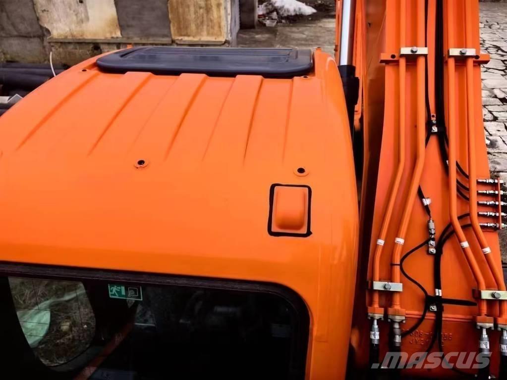 Doosan DX215 Εκσκαφείς με ερπύστριες