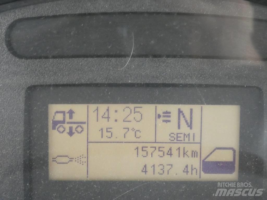 Iveco 120E 25 Φορτηγά Κόφα