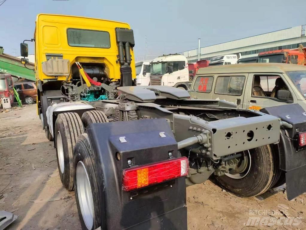 Howo Truck tractor Τράκτορες