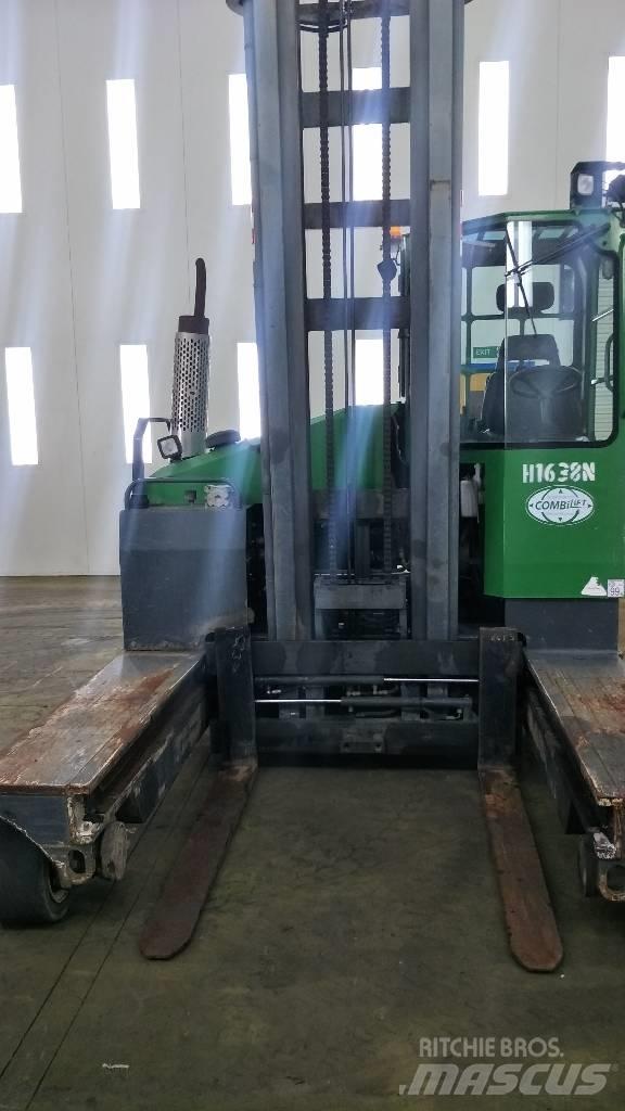Combilift C4500 Γερανοί πλευρικής φόρτωσης εμπορευματοκιβωτίων