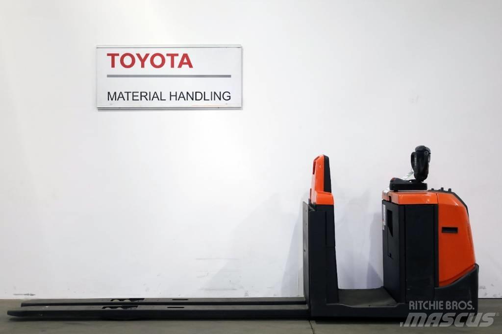 Toyota OSE 250 Περονοφόρο ανυψωτικό συλλογής παραγγελιών μικρού ύψους