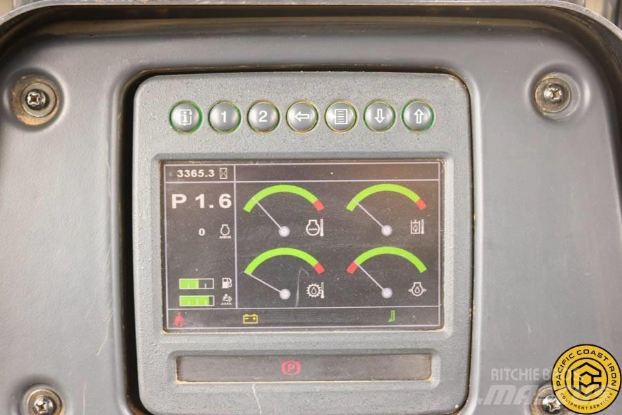 DEERE 750K XLT Μπουλντόζες με ερπύστριες