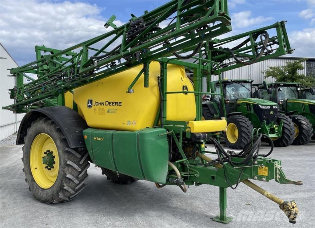 John Deere M 740 i Ρυμουλκούμενα ψεκαστικά