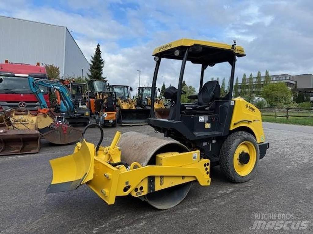 Bomag 124 DH-5 Οδοστρωτήρες μονού κυλίνδρου