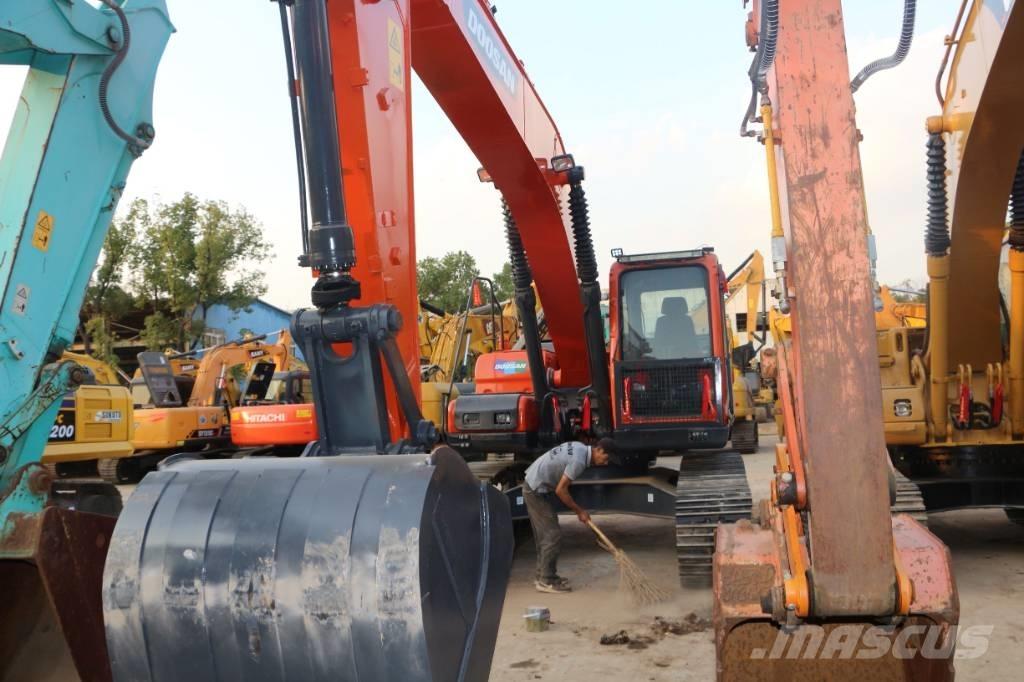 Doosan dx225 Εκσκαφείς με ερπύστριες