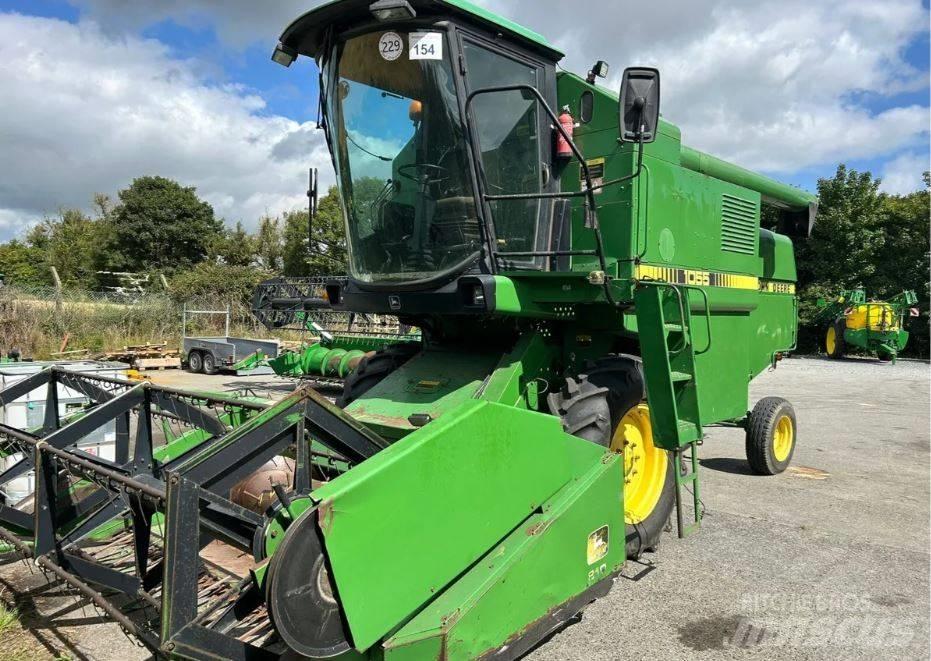 John Deere 1055 Θεριζοαλωνιστικές μηχανές