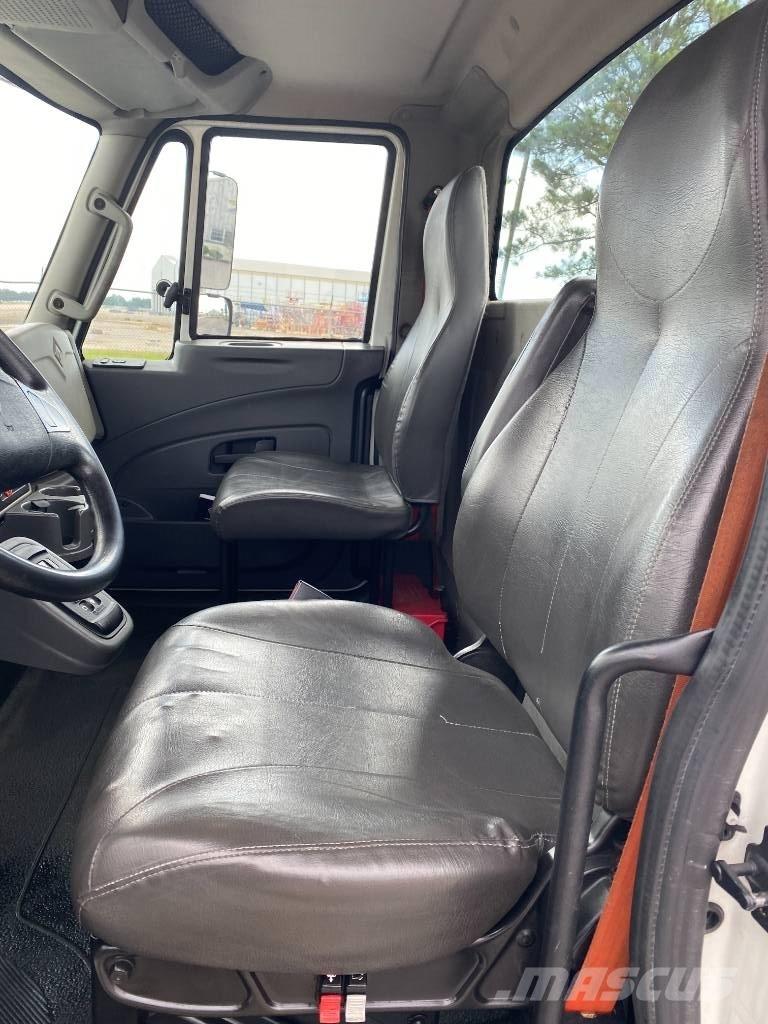 International MV607 Τράκτορες