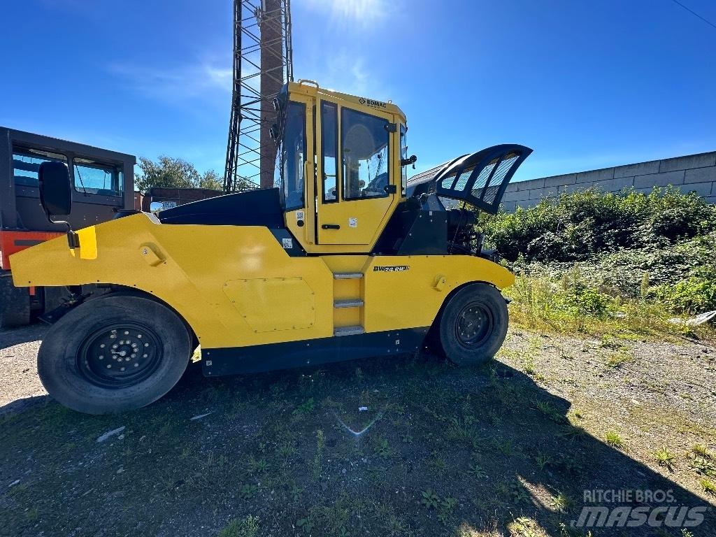 Bomag BW24RH Κύλινδροι με επίσωτρα με αέρα