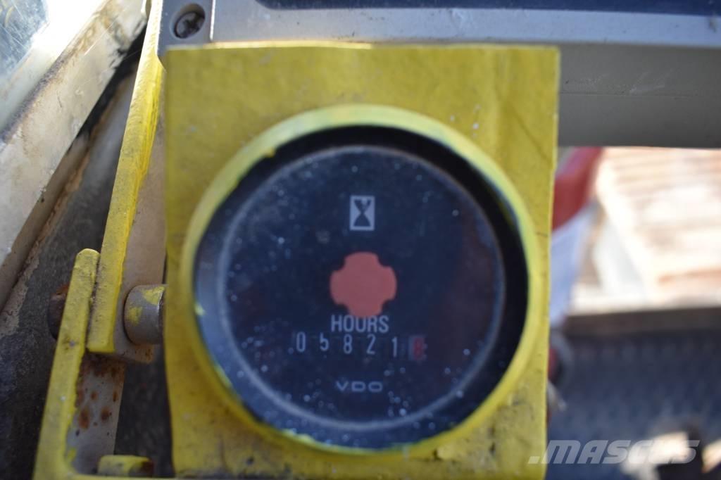 Hitachi KH 230-3 Γερανοί με ερπύστριες