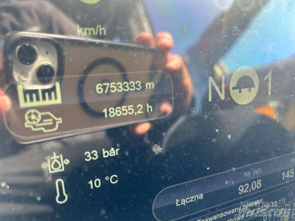 Komatsu 911.5 Θεριζοαλωνιστικές μηχανές