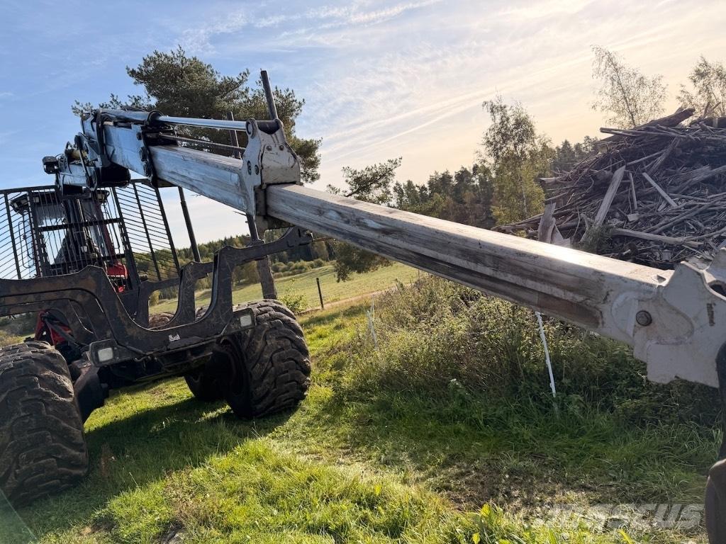 Komatsu 845 Μεταφορείς ξυλείας