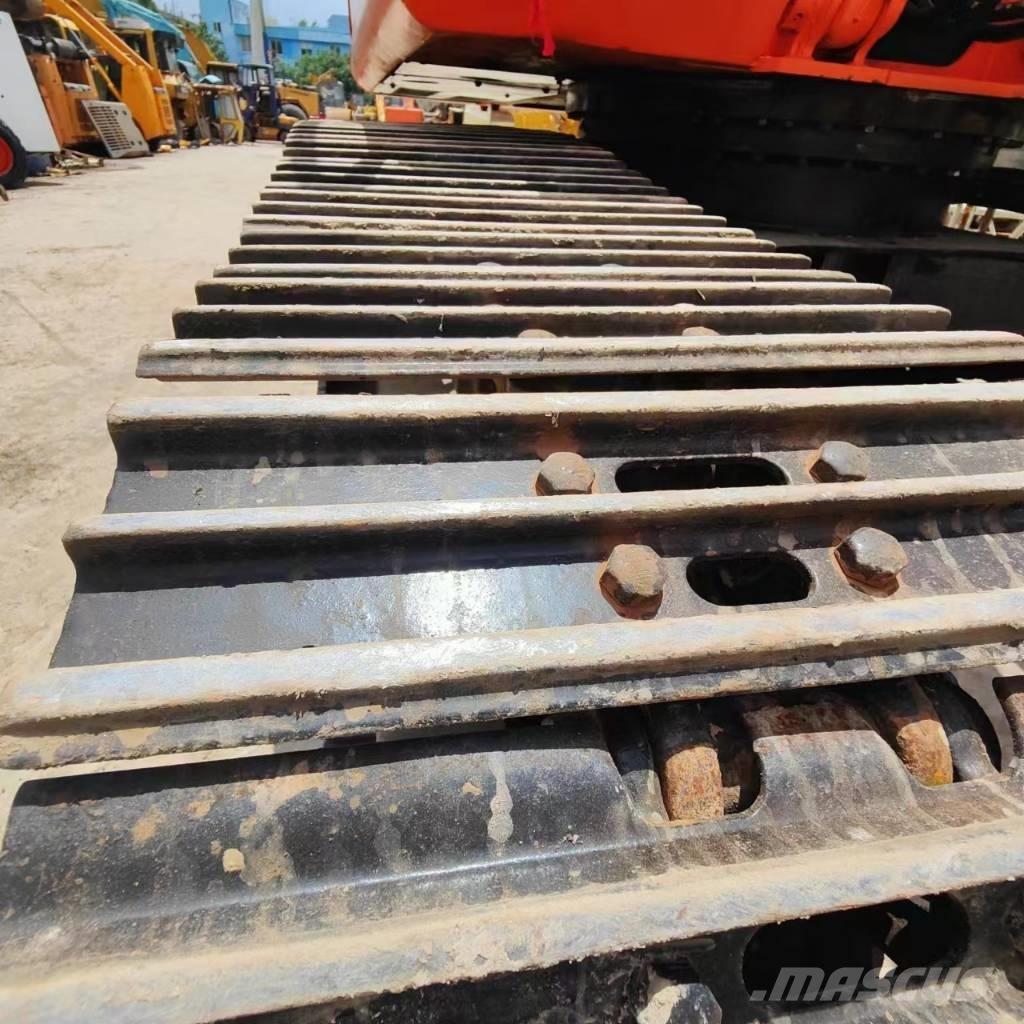 Hitachi ZAXIS 200-3G Εκσκαφείς με ερπύστριες