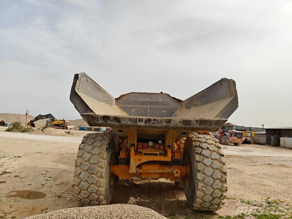 CAT 740B Σπαστό Dump Truck ADT