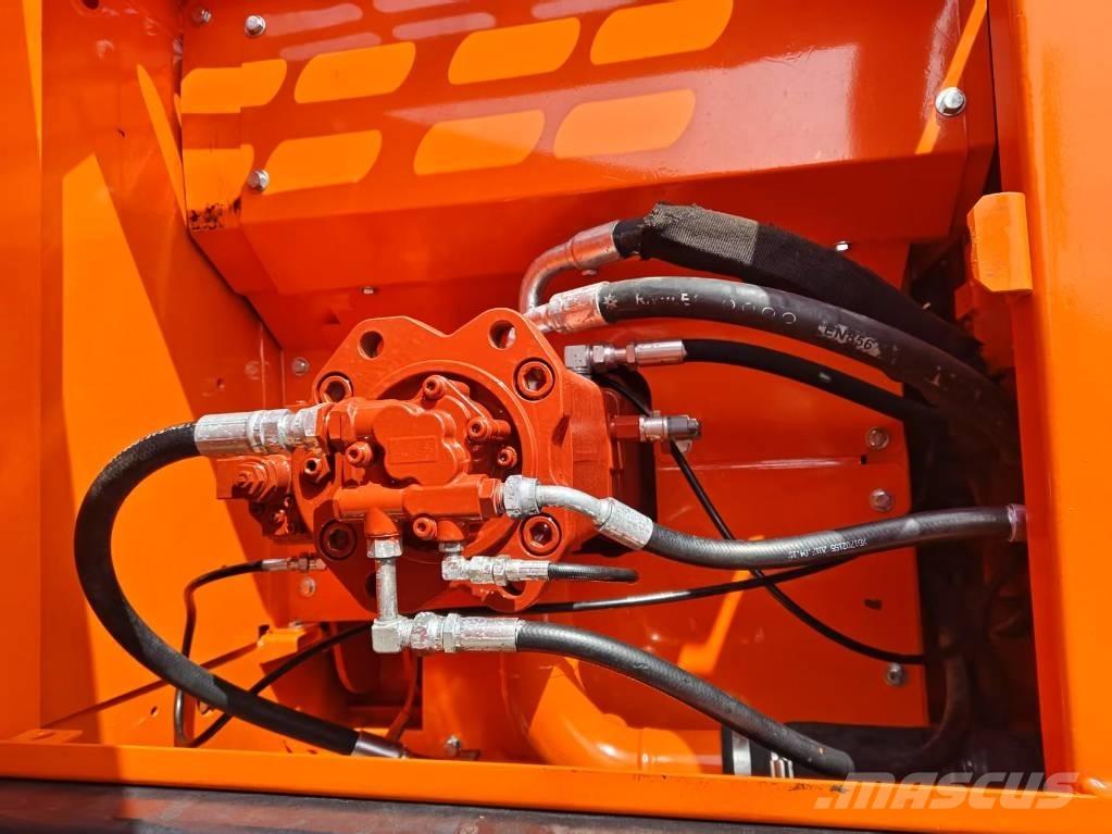 Doosan DX 225 LC-9C Εκσκαφείς με ερπύστριες