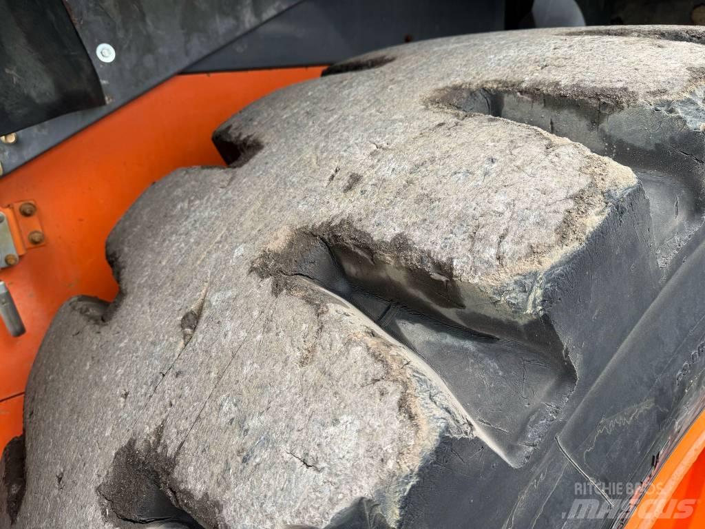 Hitachi ZW 250 Φορτωτές με λάστιχα (Τροχοφόροι)