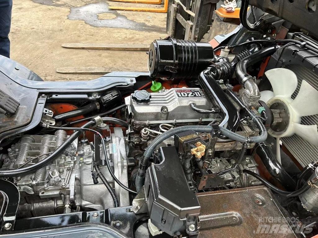 Toyota Toyota8F FD30 Πετρελαιοκίνητα Κλαρκ