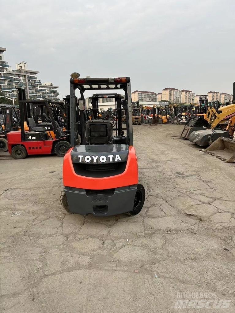 Toyota Toyota8F FD30 Πετρελαιοκίνητα Κλαρκ
