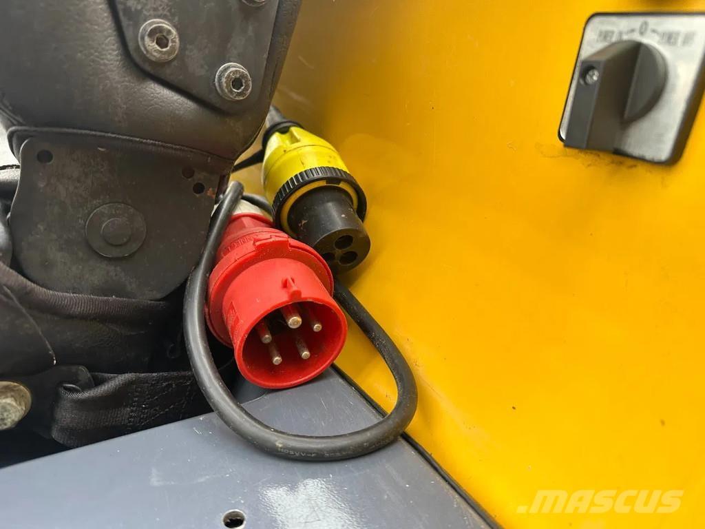 Eurotrac W11-E Φορτωτές με λάστιχα (Τροχοφόροι)