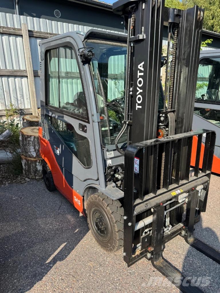 Toyota Tonero 18 Πετρελαιοκίνητα Κλαρκ