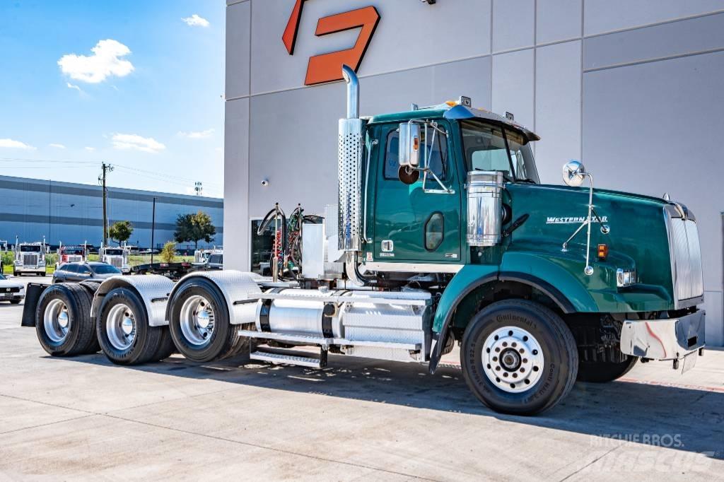 Western Star 4900 SB Τράκτορες