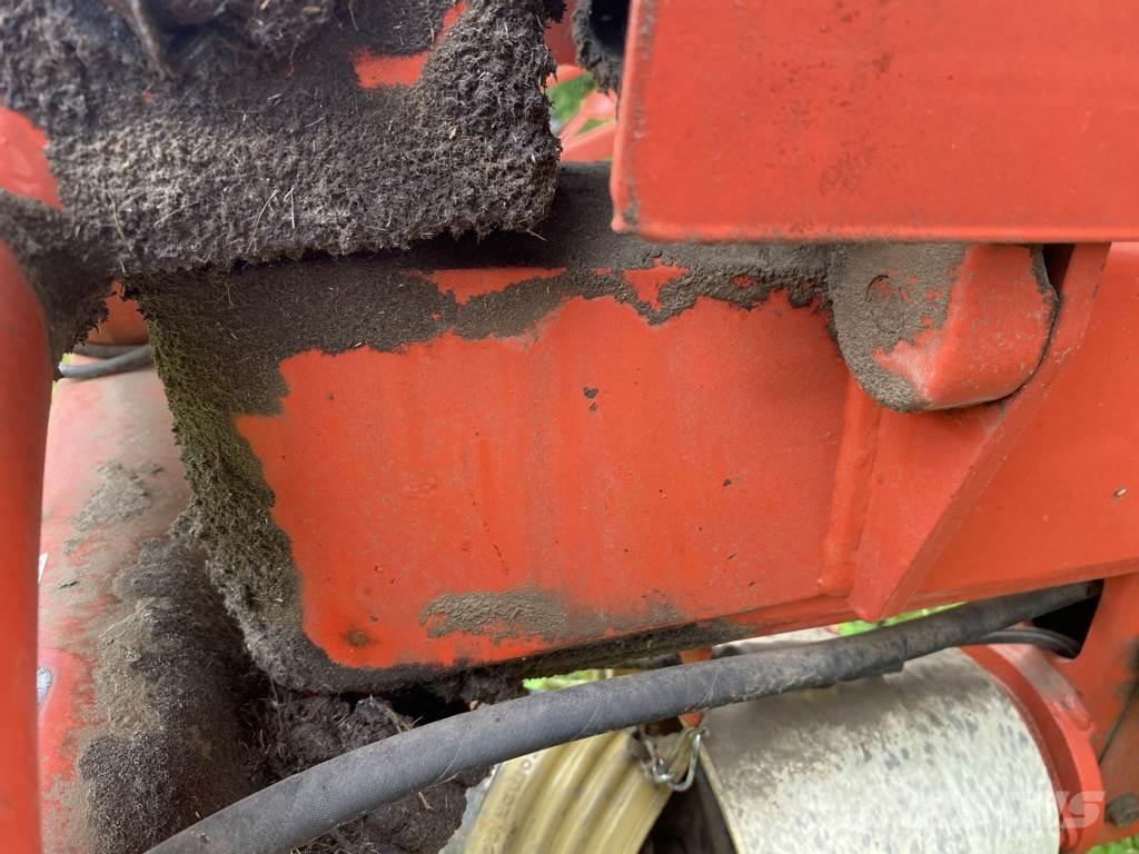 Kuhn GF6301MH Τσουγκράνες και χορτοξηραντικές μηχανές