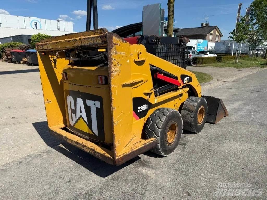 CAT 226B3 Turbo Φορτωτάκια