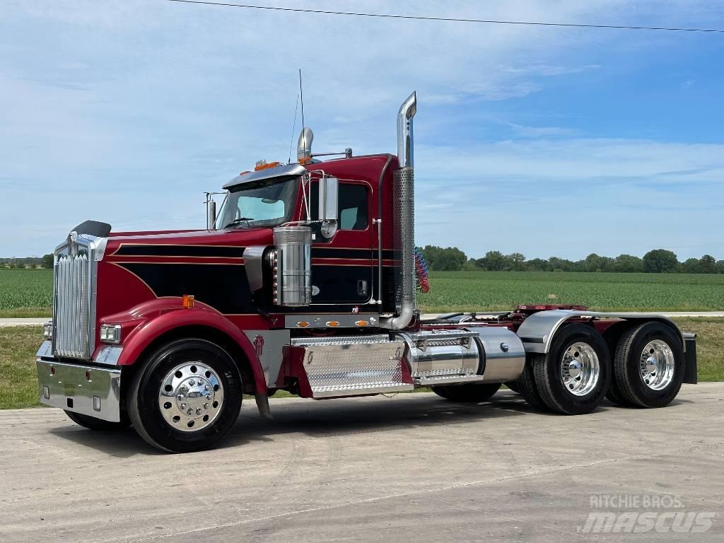 Kenworth W900 Τράκτορες