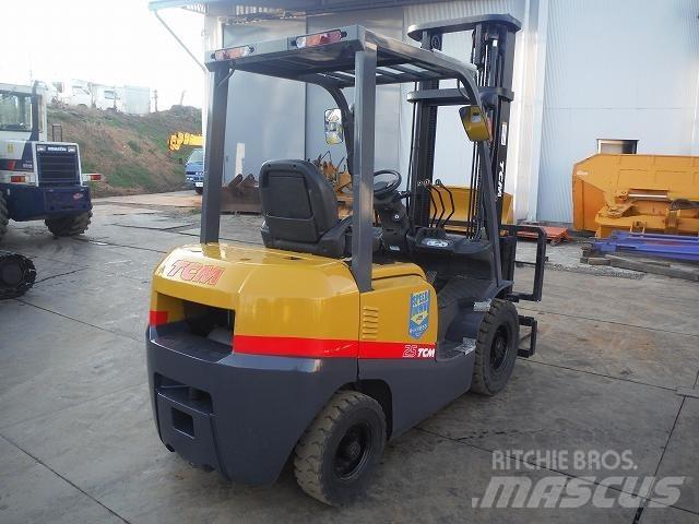 TCM FD25T3 Πετρελαιοκίνητα Κλαρκ