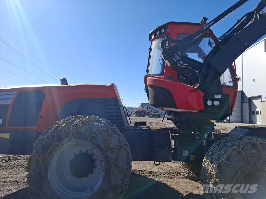 Komatsu 911.6 Θεριζοαλωνιστικές μηχανές
