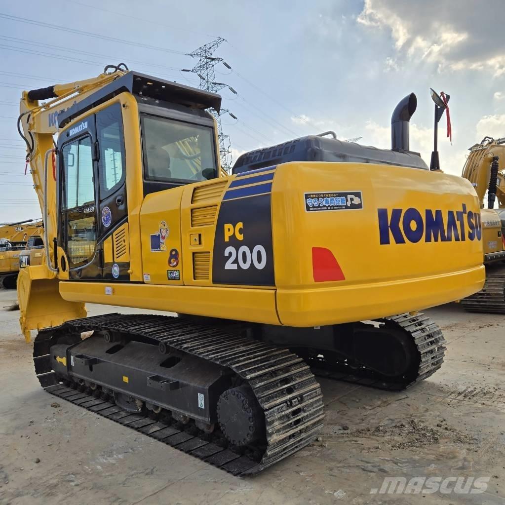 Komatsu PC 200-8 Εκσκαφείς με ερπύστριες