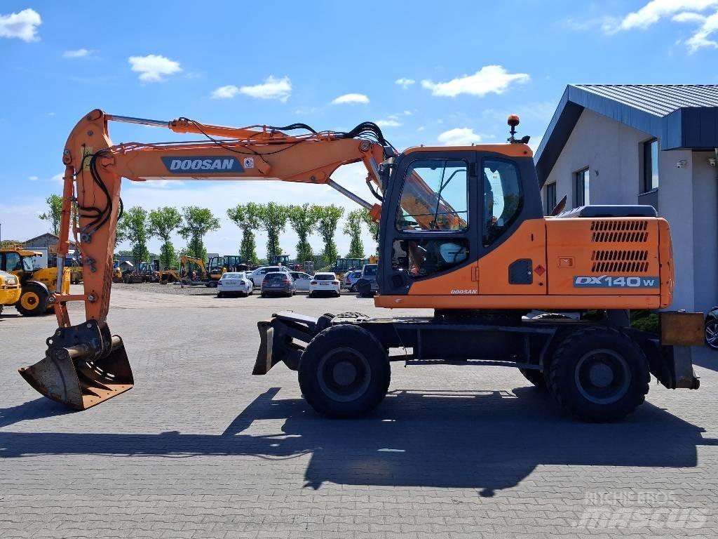 Doosan DX 140 W-3 Εκσκαφείς με τροχούς - λάστιχα