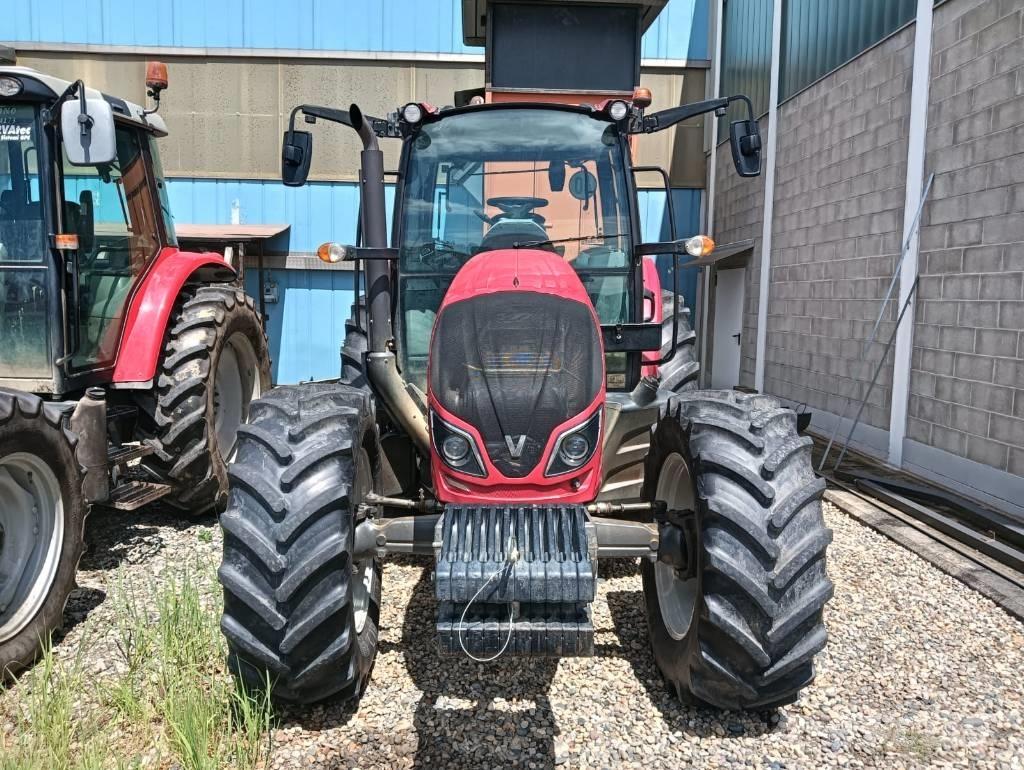 Valtra A 114 Τρακτέρ