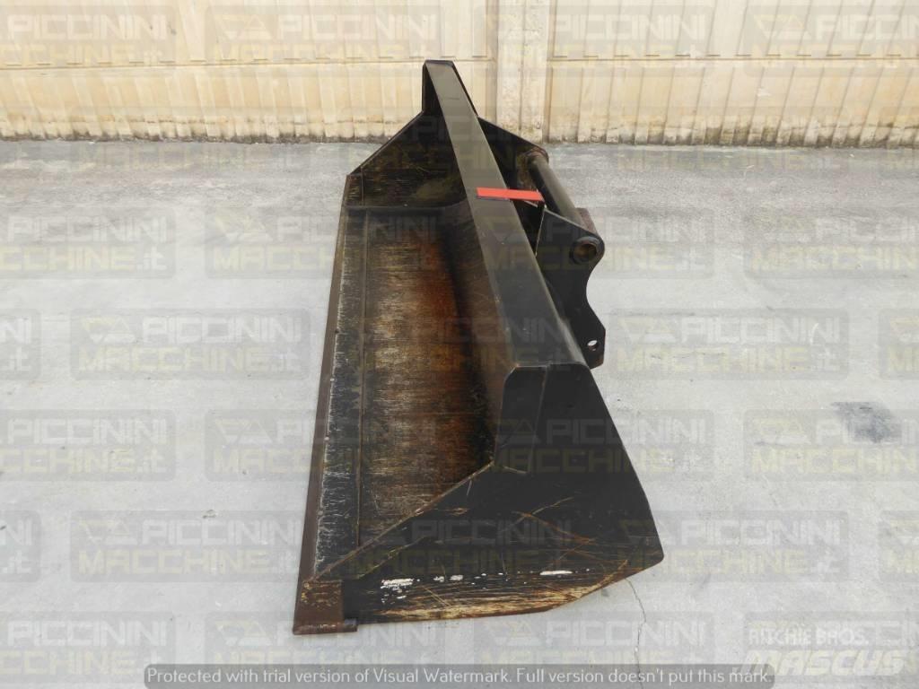 Manitou CBR1000 Κουβάδες