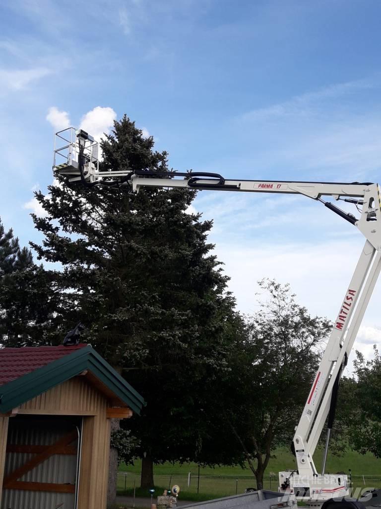 Matilsa Parma17 Εναέριες πλατφόρμες τοποθετημένες σε ρυμούλκα