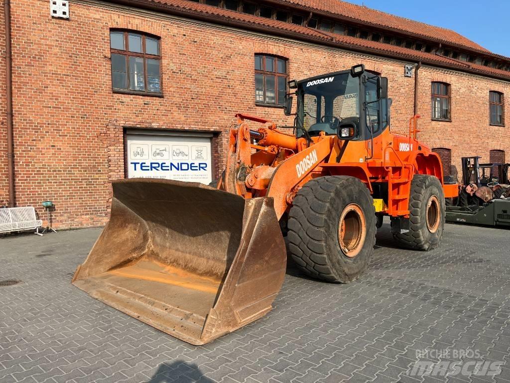 Doosan DL 300 Φορτωτές με λάστιχα (Τροχοφόροι)