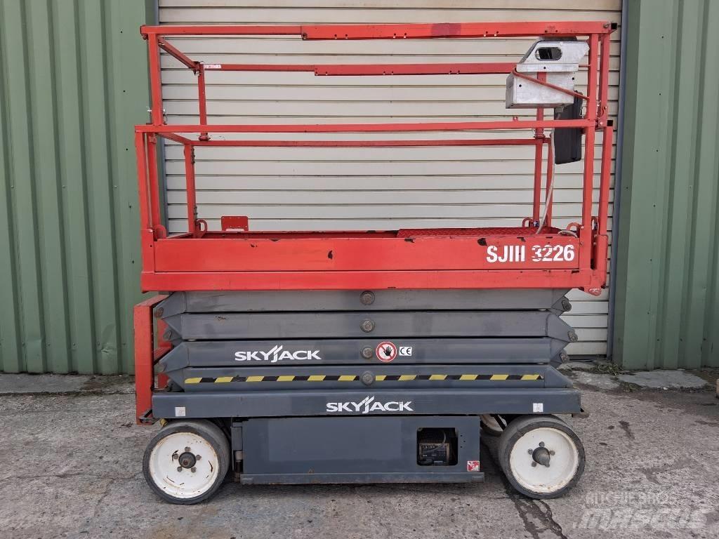 SkyJack SJ III 3226 Ανυψωτήρες ψαλιδωτής άρθρωσης