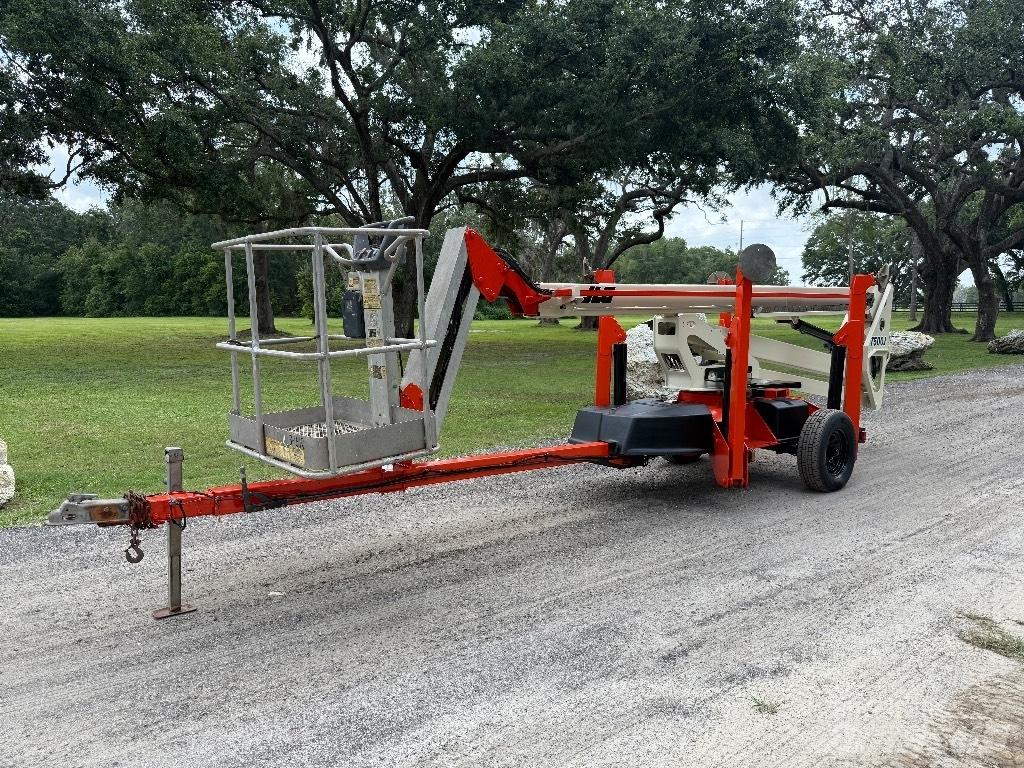 JLG T 500 J Εναέριες πλατφόρμες τοποθετημένες σε ρυμούλκα