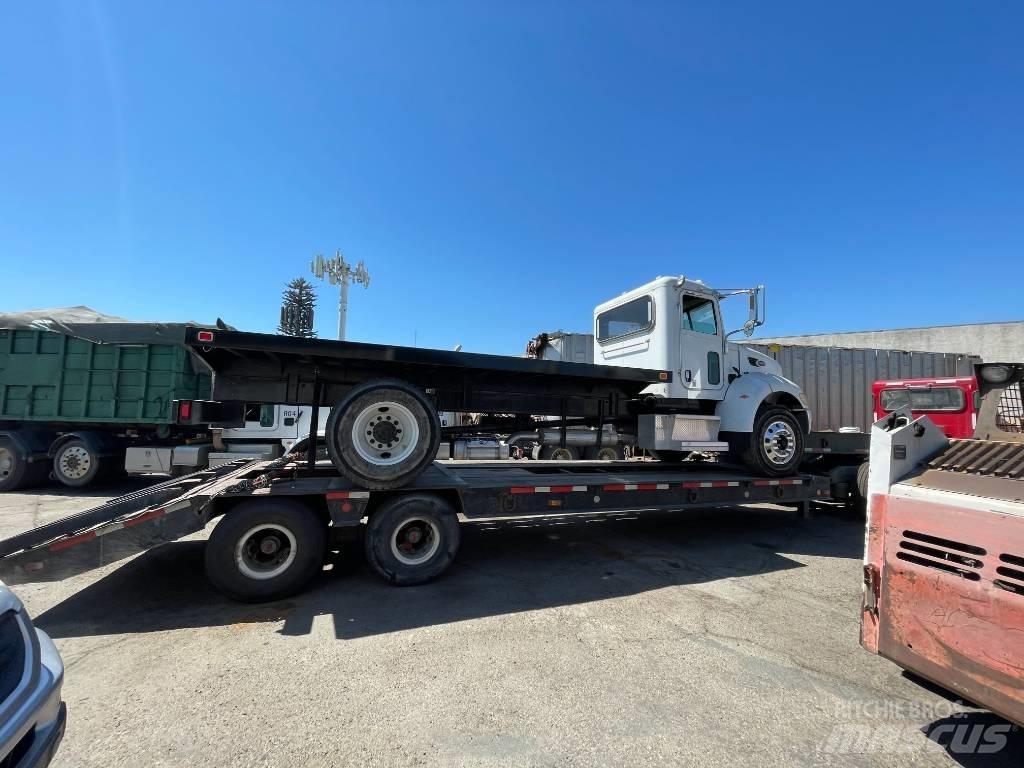 Peterbilt 337 Τράκτορες