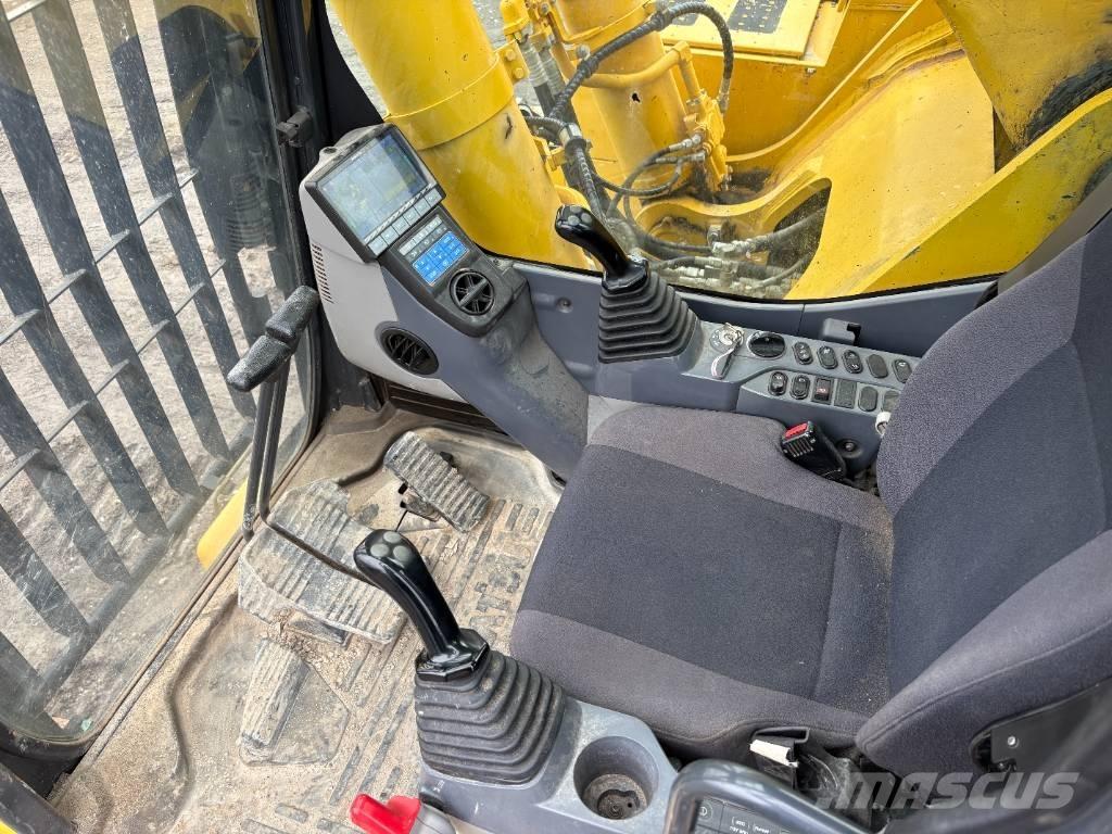 Komatsu PC700LC-11 Εκσκαφείς με ερπύστριες