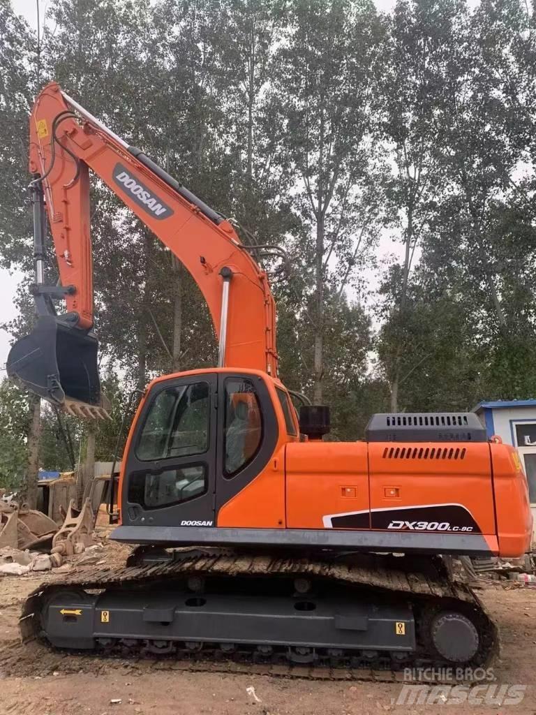Doosan DX300LC-9C Εκσκαφείς με ερπύστριες