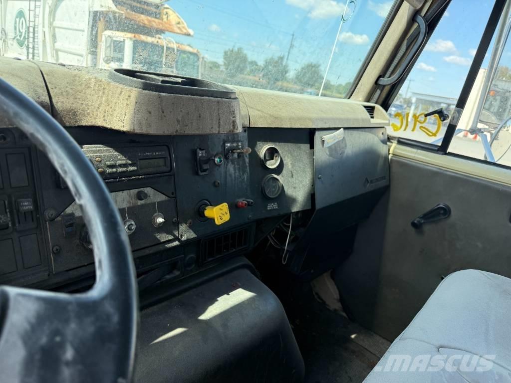 International 2574 Απορριμματοφόρα