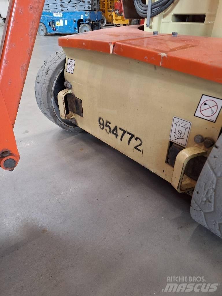 JLG Toucan 10 E Ανυψωτήρες με κατακόρυφους πυλώνες