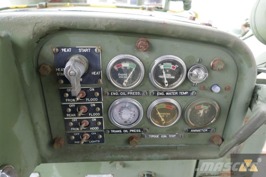 CAT D7F Ex-army Μπουλντόζες με ερπύστριες