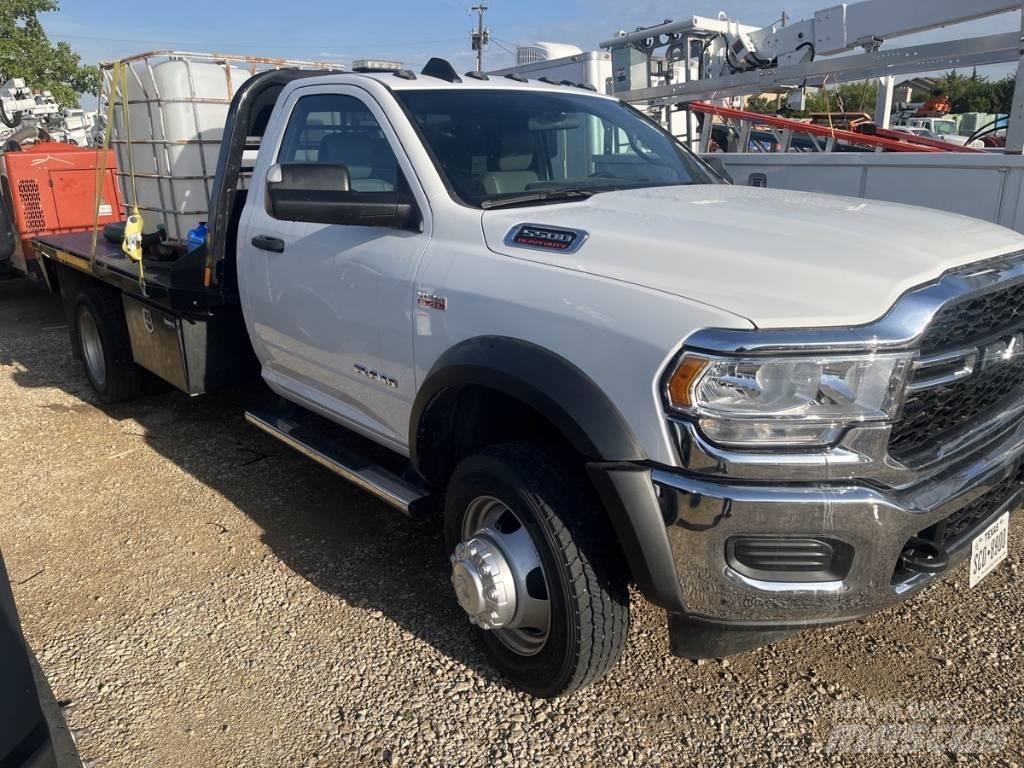 RAM 5500 Φορτηγά Kαρότσα με ανοιγόμενα πλαϊνά
